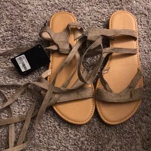 Taupe tie Sandles